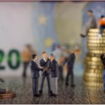 Grafico che mostra l'andamento delle pensioni di invalidità civile nel 2025 e i beneficiari.